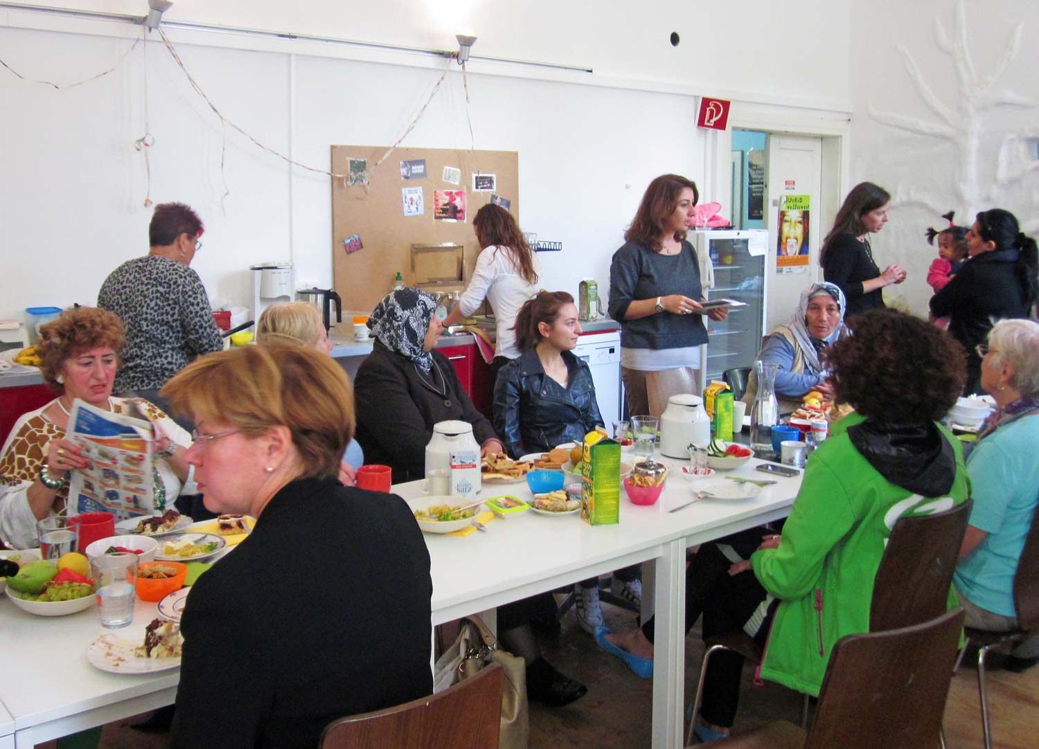 Jugendarbeit.21_Projekte_Frauencafe Jugendarbeit.21_Projekte_Frauencafe